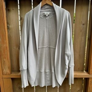 Wilfred Aritzia Cocoon Cardigan Medium